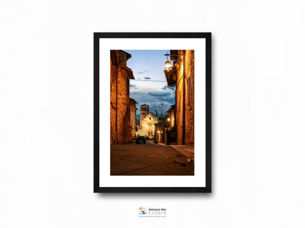 Night Stroll in Assisi - Assisi, Italy